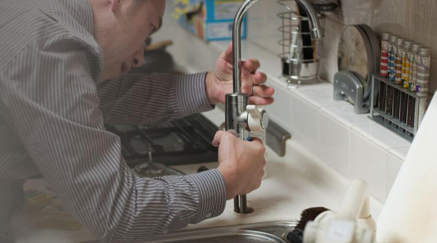 Professional Tankless Water Heater Installation in Lakewood, OH